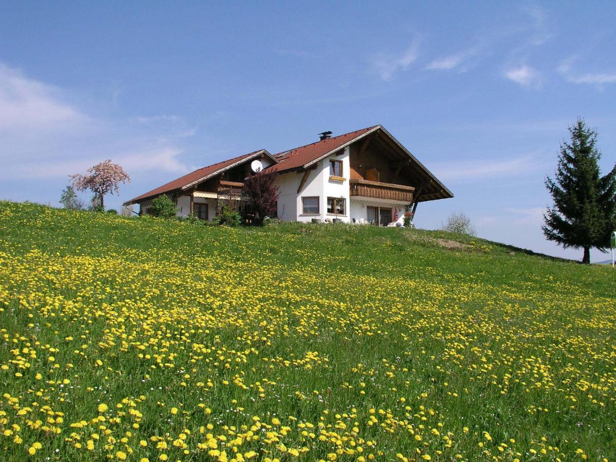 Ferienwohnungen Pension Sonnblick Крумбах Екстериор снимка
