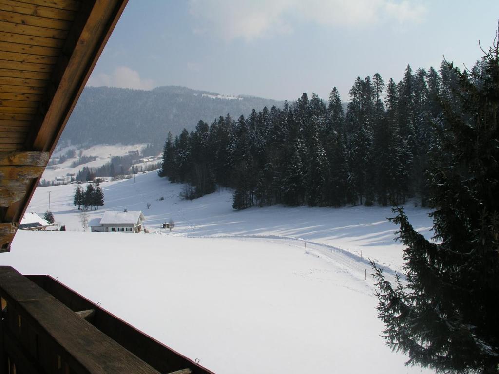 Ferienwohnungen Pension Sonnblick Крумбах Стая снимка