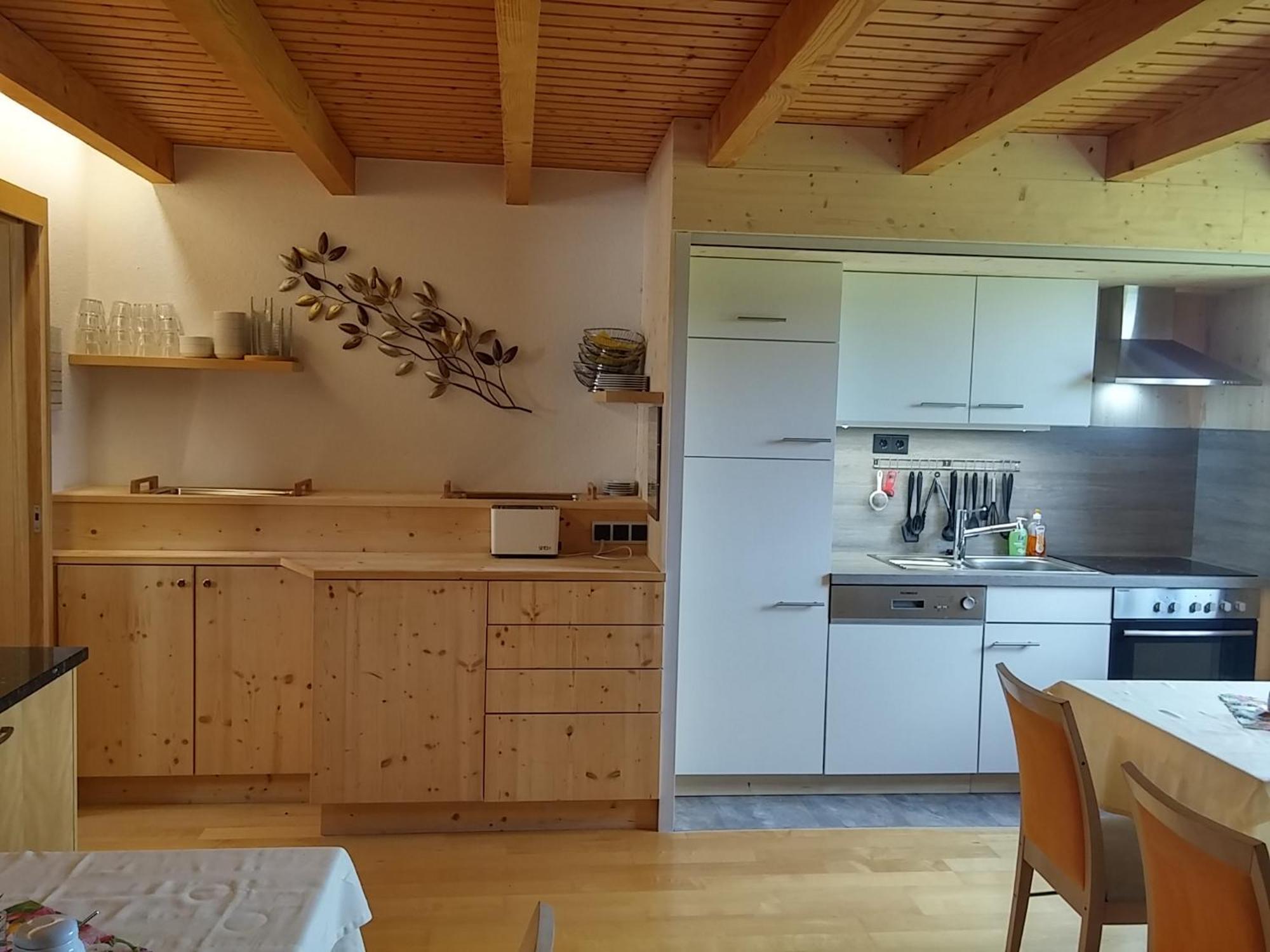 Ferienwohnungen Pension Sonnblick Крумбах Екстериор снимка