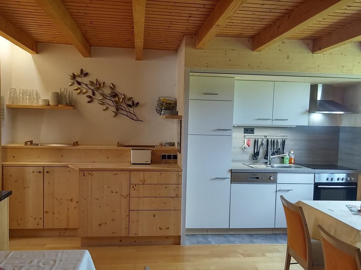 Ferienwohnungen Pension Sonnblick Крумбах Екстериор снимка